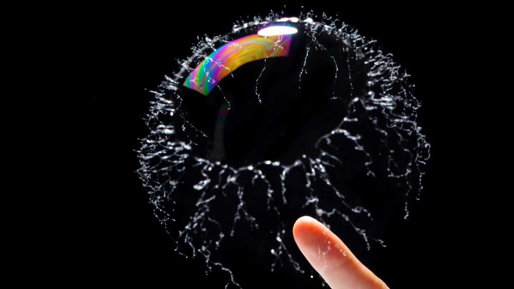 Bubble Bursting 16z9